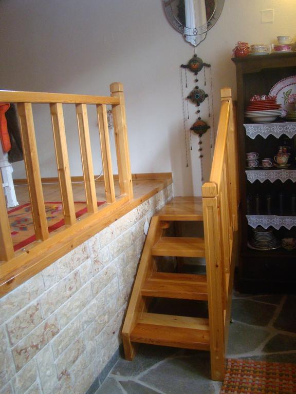 Alexadras Guesthouse Ampelochori Экстерьер фото